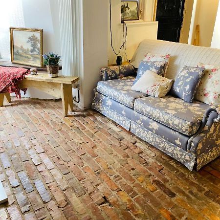 The Beehive, Ground Floor Apartment In Norfolk, No Shared Amenities 다우넘 마켓 외부 사진